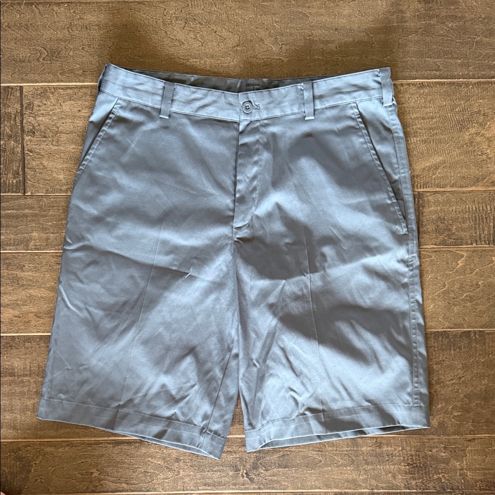 Nike Men's Grey Golf Shorts Sz 32